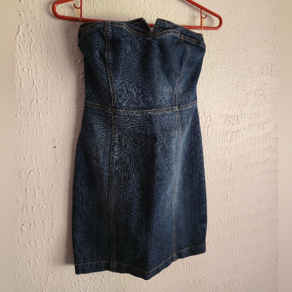 ISSI Blue Strapless Dress Elegant Design